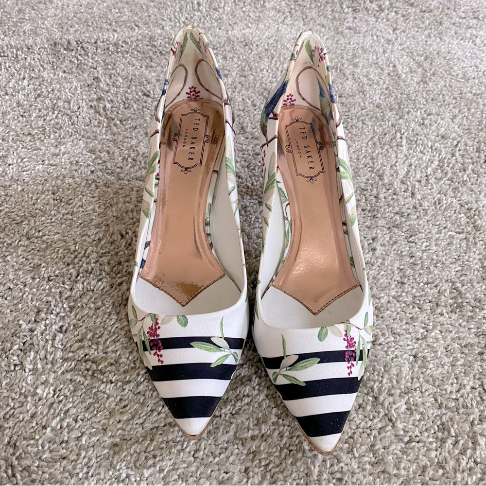 Ted Baker London Hallden Hummingbird Satin Pumps, Size 39